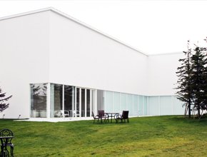 札幌宮の森美術館 本館外観(GARDEN側)